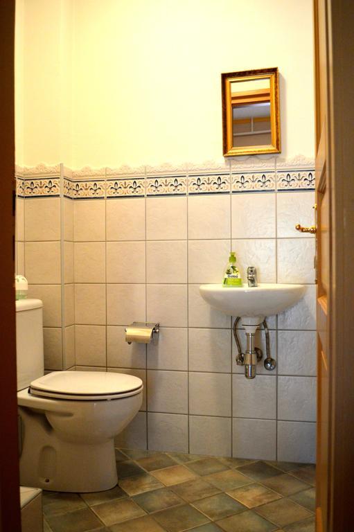 Violetta Vendeghaz Hotel Eger Room photo